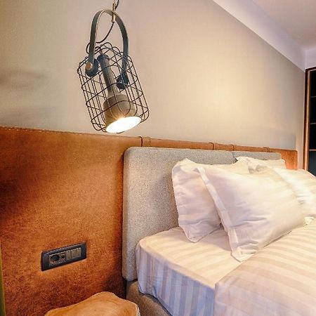Hotel Nani Nani Boutique à Braşov Extérieur photo
