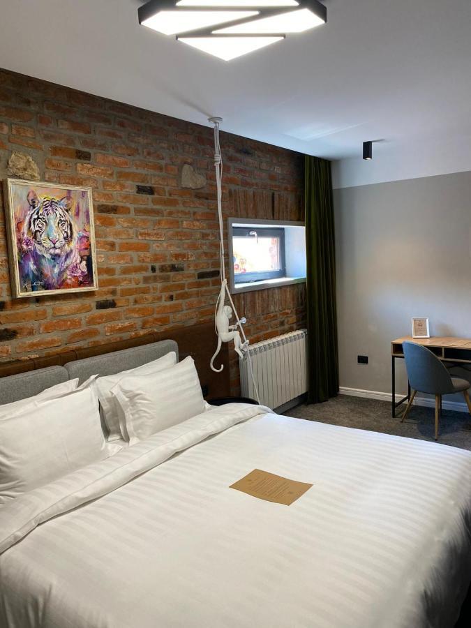 Hotel Nani Nani Boutique à Braşov Extérieur photo