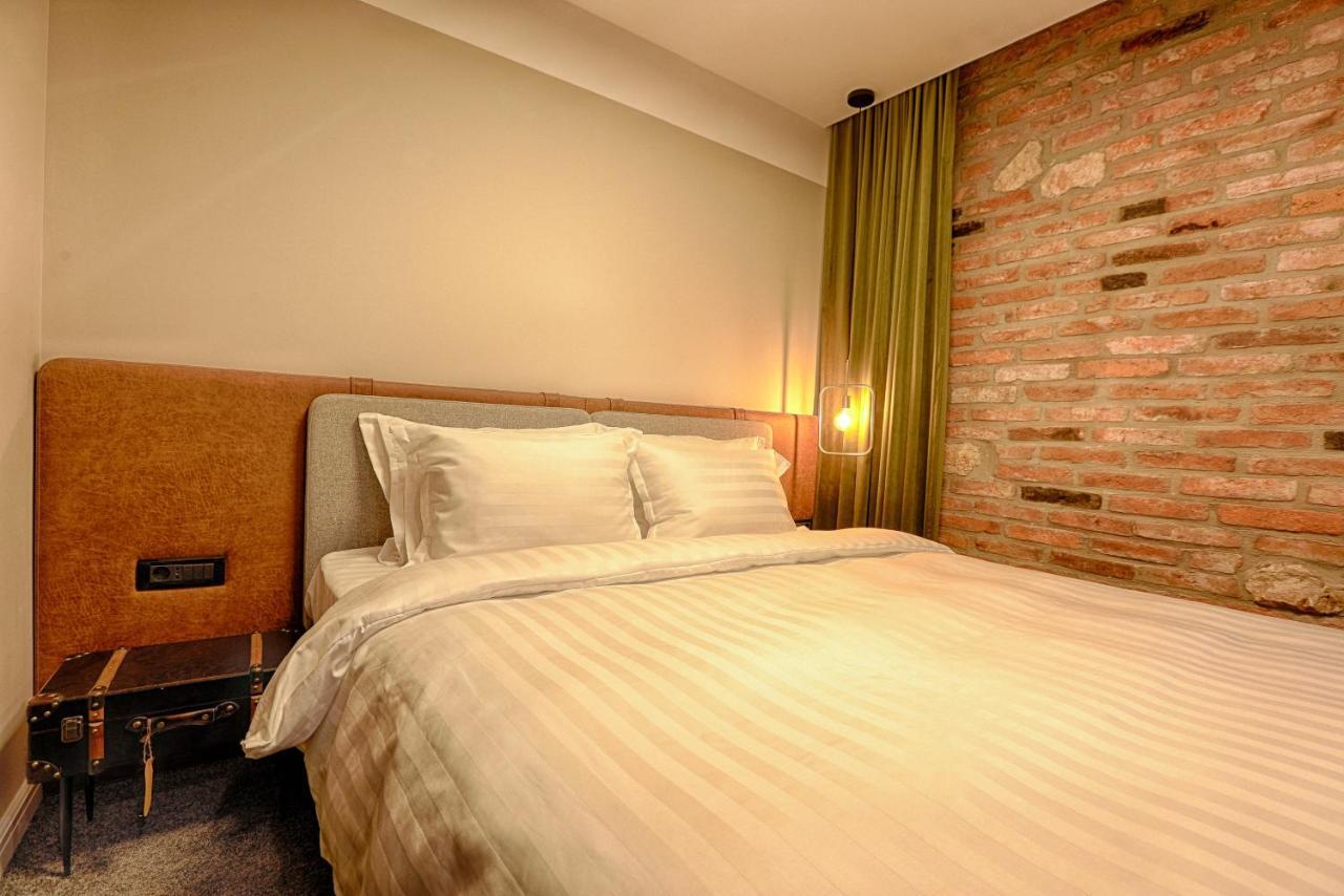 Hotel Nani Nani Boutique à Braşov Extérieur photo