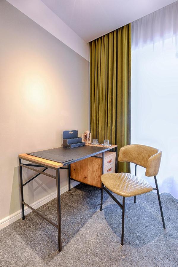 Hotel Nani Nani Boutique à Braşov Extérieur photo